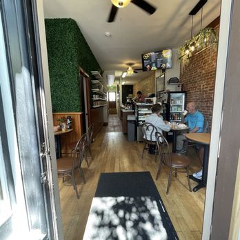 The Stoop - Inside - Coffee Roasteries Near Me - Baltimore, Maryland