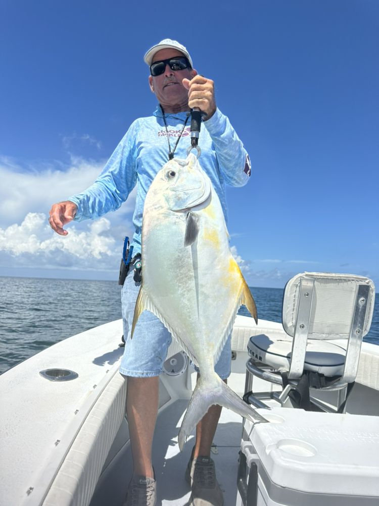 Tarpon Tamer Fishing Charter Logo