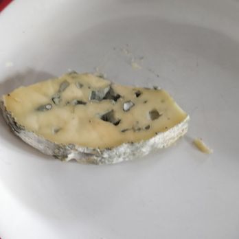 Bouillon Pigalle - Cheese - French Near Me - Paris, 75 Bouillon Pigalle - Cheese - French Near Me - Paris, 75