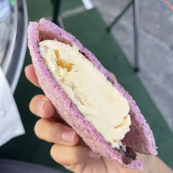 TK92 Korean BBQ - Rice cracker ice cream (vanilla) - Korean Near Me - San Gabriel, California TK92 Korean BBQ - Rice cracker ice cream (vanilla) - Korean Near Me - San Gabriel, California