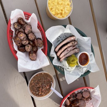 Que Zeen Barbecue Cuisine - Our spread - Barbeque Near Me - Ingram, Texas Que Zeen Barbecue Cuisine - Our spread - Barbeque Near Me - Ingram, Texas
