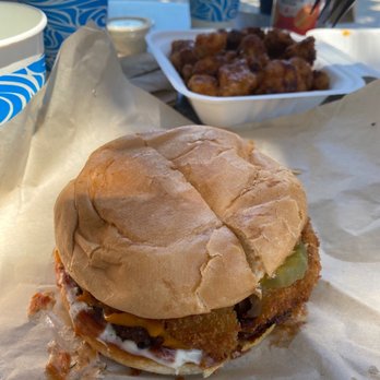 Ziggy’s - Korean cauliflower nuggets and a ziggie burger. I'm exercising my flexitarian today and going vegan Stevers - Vegan Near Me - Paso Robles, California