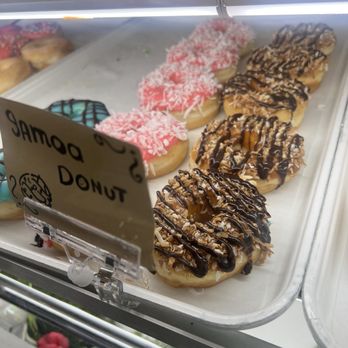 Coco's Donuts & Coffee Bar - Donuts Near Me - Houston, Texas Coco's Donuts & Coffee Bar - Donuts Near Me - Houston, Texas