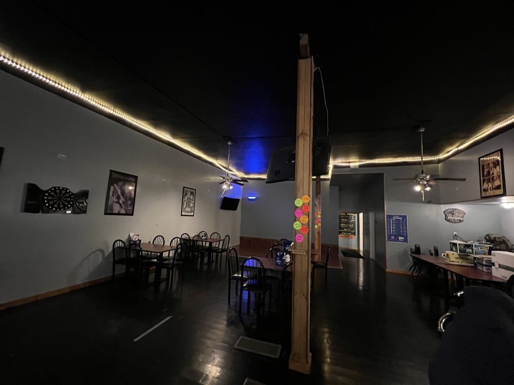 Legends Bar & Grill Photos