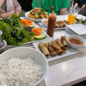 My Lan Vietnamese Kitchen - Egg rolls and crispy chow mein - Vietnamese Near Me - Colleyville, Texas My Lan Vietnamese Kitchen - Egg rolls and crispy chow mein - Vietnamese Near Me - Colleyville, Texas