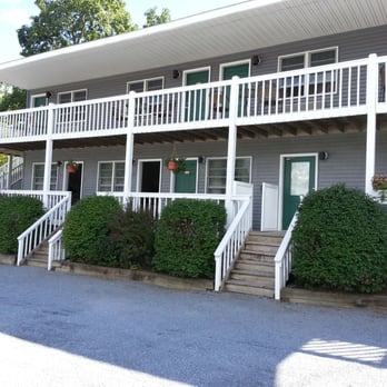Lyn Aire Motel - Hotels Near Me - Lake George, New York Lyn Aire Motel - Hotels Near Me - Lake George, New York