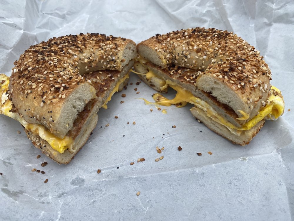BROAD STREET BAGEL 43 Photos & 62 Reviews 1 Broad St, Kinderhook