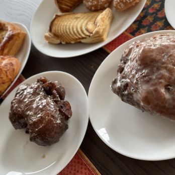 Butternut Bakehouse - Apple fritter and pastry "taste off" - Coffee & Tea Near Me - Arlington, Massachusetts Butternut Bakehouse - Apple fritter and pastry "taste off" - Coffee & Tea Near Me - Arlington, Massachusetts
