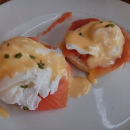 Eggs Royale, Cafe Continente stylee