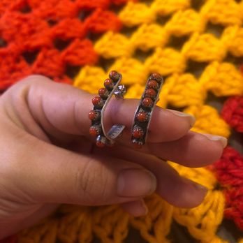 Indian Ruins Indian Store - Authentic native-made coral earrings - Arts & Crafts Near Me - Sanders, Arizona Indian Ruins Indian Store - Authentic native-made coral earrings - Arts & Crafts Near Me - Sanders, Arizona