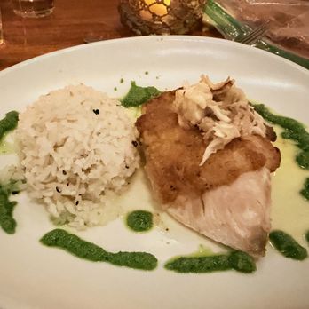 Hula Grill Kaanapali - Crab Topped Macadamia Nut Crusted Fresh Fish - New American Near Me - Lahaina, Hawaii Hula Grill Kaanapali - Crab Topped Macadamia Nut Crusted Fresh Fish - New American Near Me - Lahaina, Hawaii
