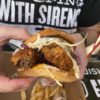 Baba's Hot Chicken - Chicken Shop Near Me - Riverside, California