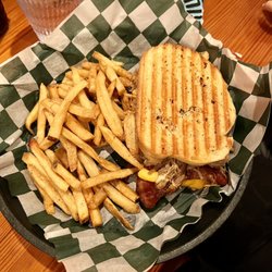 Park Avenue BBQ Grille