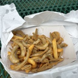 Smelt and fries