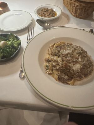 Novikov Restaurant & Bar by null