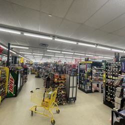 Dollar General - Inside