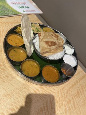 Saravanaa Bhavan by null