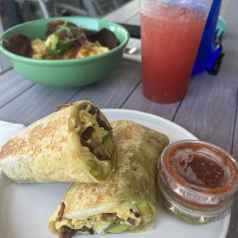 Howdy's Sonrisa Cafe - The Old Fashioned, CrossFit Cross Fit Breakfast and watermelon agua Fresca - Cafes Near Me - Malibu, California Howdy's Sonrisa Cafe - The Old Fashioned, CrossFit Cross Fit Breakfast and watermelon agua Fresca - Cafes Near Me - Malibu, California