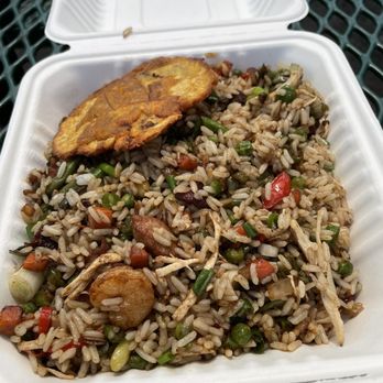 Qué Bacano! - Arroz Mixto. Notice the tiny shrimp. - Colombian Near Me - Portland, Oregon