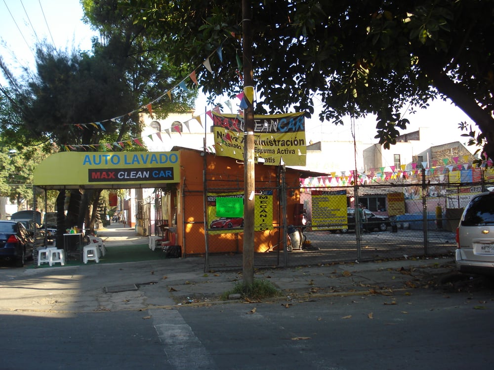 AUTOLAVADO MAX CLEAN CAR Fundidora de Monterrey esquina La Fortuna