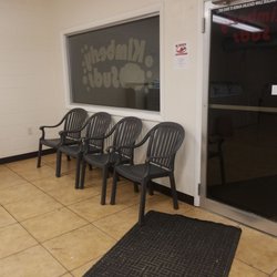 Kimberly Suds - Waiting area