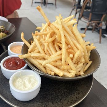Bloom Carneros - French fries - $9 - and the bowl was HUGE! - New American Near Me - Sonoma, California