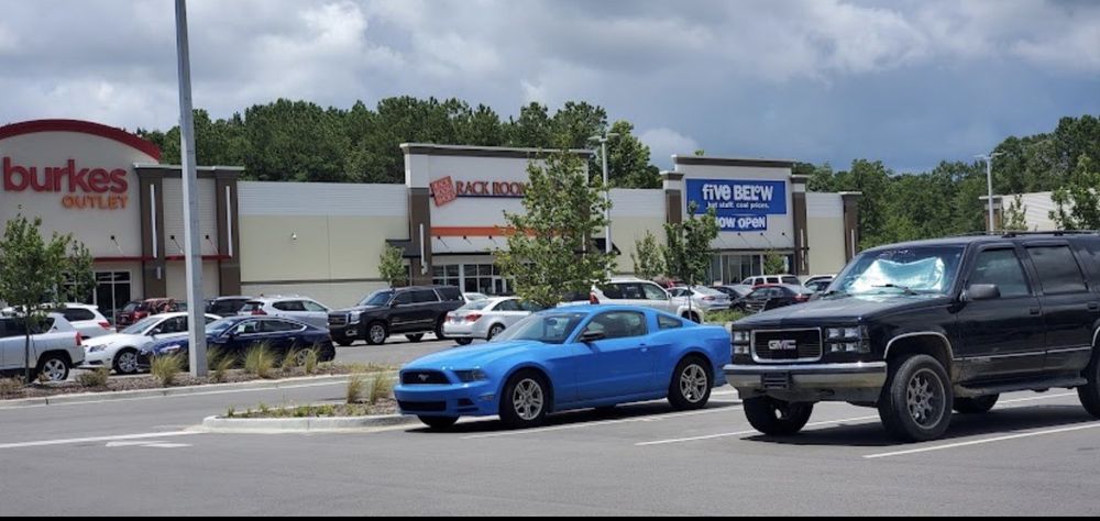 Burkes Outlet Image