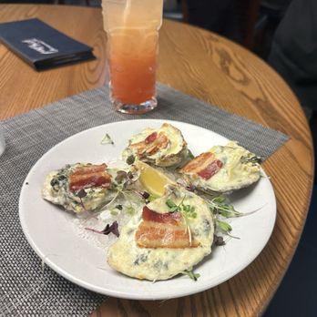 Catch 31 Fishhouse and Bar - Bars Near Me - Virginia Beach, Virginia Catch 31 Fishhouse and Bar - Bars Near Me - Virginia Beach, Virginia
