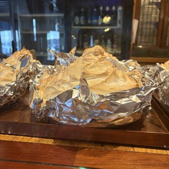 Blue Springs Cafe - Pie! - American Near Me - Highland, Illinois