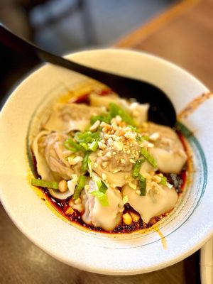 MR DRAGON NOODLE HOUSE by null