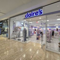Claire's