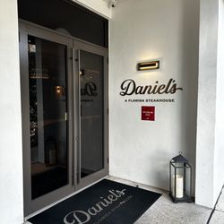 D's Sports Bar - The entrance to D's is not pictured, but is to the left of the entrance to Daniel's