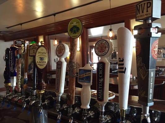 Laszlo's Iron Skillet Food Truck by null