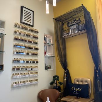 The Polish’d Chic Beauty Bar  - Inside - Eyebrow Services Near Me - Goodyear , Arizona