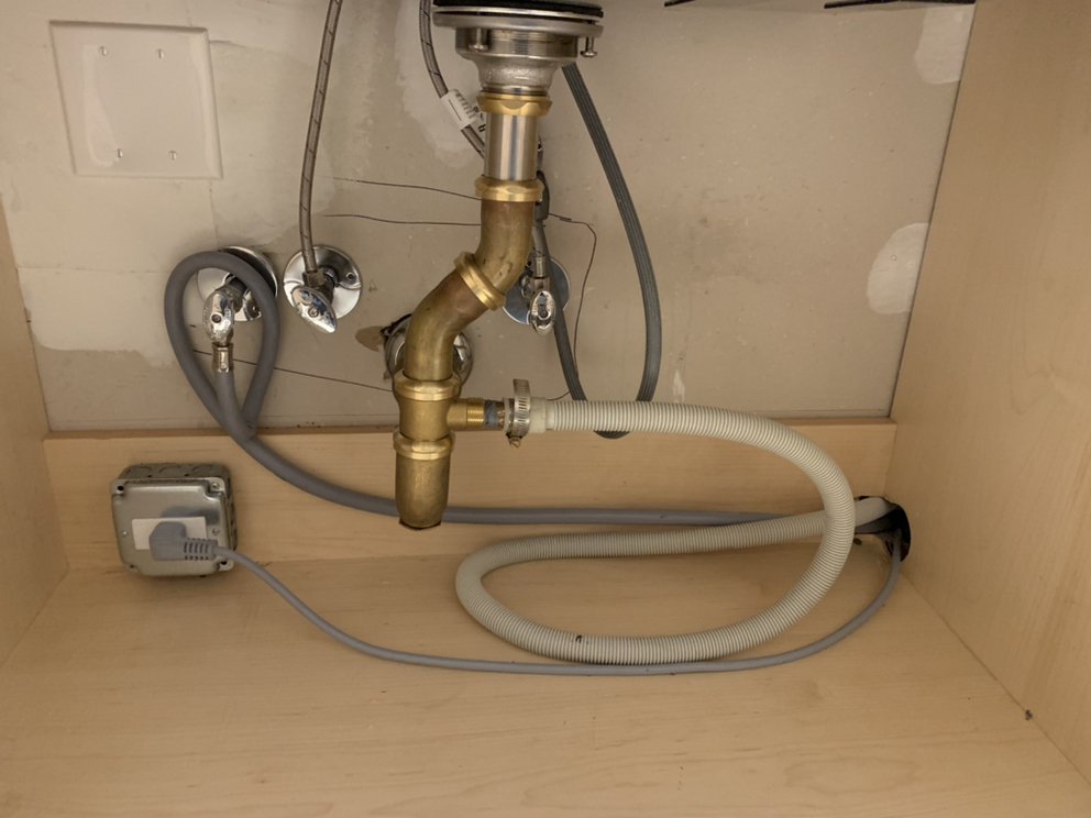 Slide of Dani’s Plumbing Services