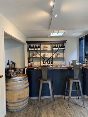 Seabold Cellars by null