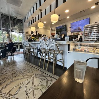L'atelier de Paris - Inside restaurant - French Near Me - Carlsbad, California