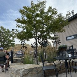 Canyon Creek Brewing - Nice outdoor patio