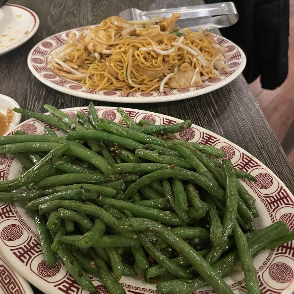 Noodle Lane and Dumplings - Pan Fried Noodles 炒面 String Beans 炒四季豆 - Noodles Near Me - Brooklyn, New York Noodle Lane and Dumplings - Pan Fried Noodles 炒面 String Beans 炒四季豆 - Noodles Near Me - Brooklyn, New York