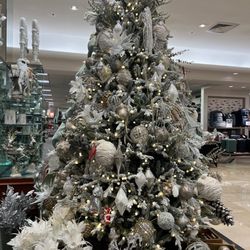 Dillard's