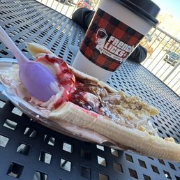 Banana split and hot chocolate