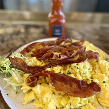 Yardbird - Eggs & bacon, à la carte (I'm a creature of comfort who also understands nutritional science) - New American Near Me - Washington, DC, District of Columbia