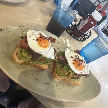 Holoholo Grill - Avocado Toast - Hawaiian Near Me - Koloa, Hawaii