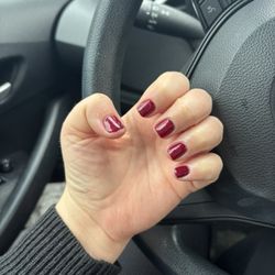 D Nails Salon - Gel mani