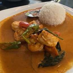 Panang Lunch with shrimp- nice spice! Panang Lunch with shrimp- nice spice!