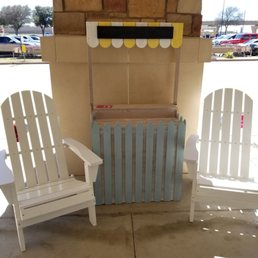 Such a cute stand! Perfect for playing or selling lemonade Such a cute stand! Perfect for playing or selling lemonade