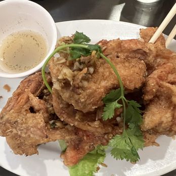 Phnom Penh - Chicken wings - Cambodian Near Me - Vancouver, British Columbia