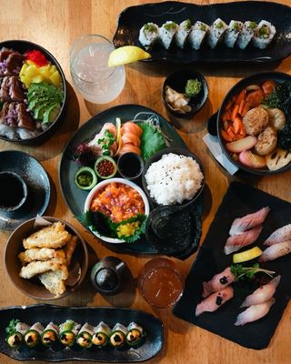 Ginza Sushi & Sake by null