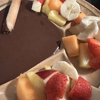 Pain Vin Fromages - Fondue Near Me - Paris, 75 Pain Vin Fromages - Fondue Near Me - Paris, 75