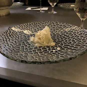 Alinea - New American Near Me - Chicago, Illinois